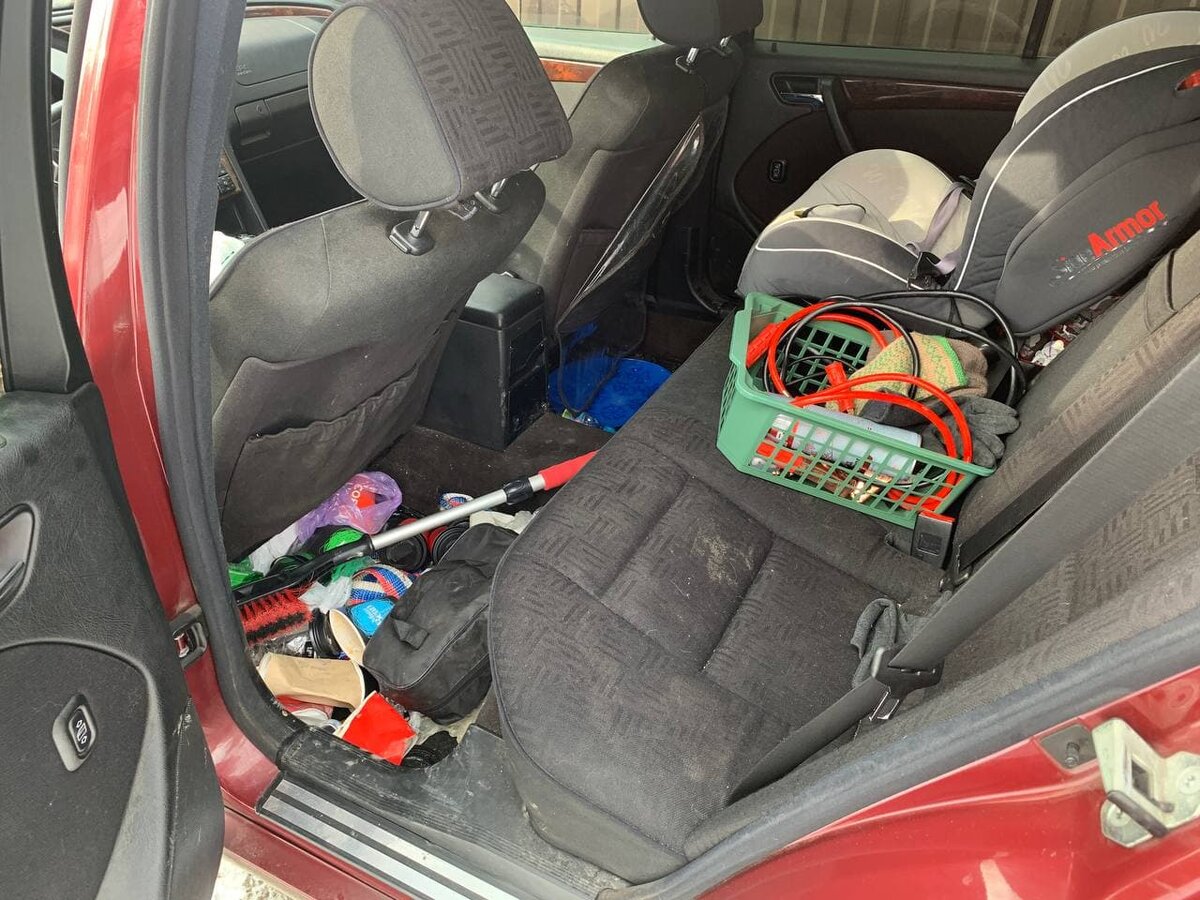 Бардак - капец просто.