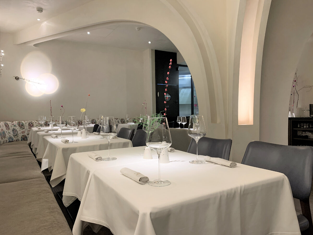 Интерьер ресторана Alice