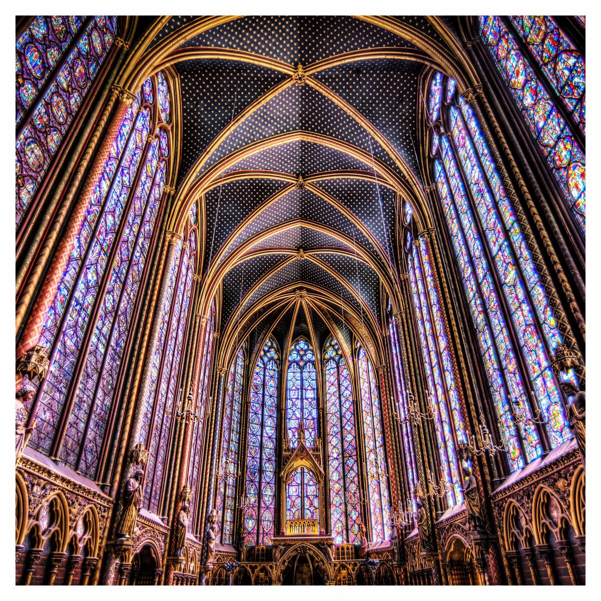 Витражи Собора Парижской Богоматери (Нотр-Да́м-де-Пари́ // Notre-Dame de Paris) год основания - 1160.