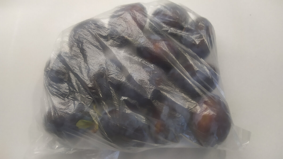 Чернослив - 45,70р (112р/кг)