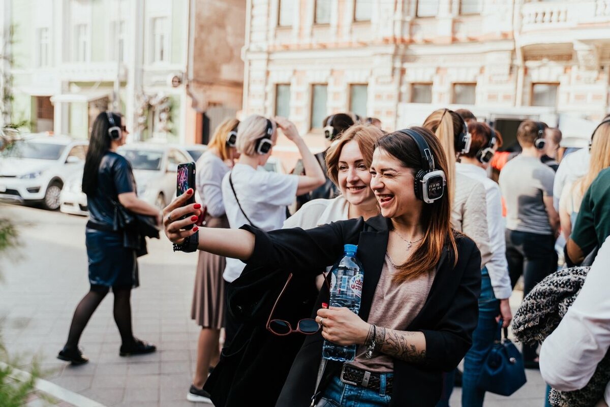 Голос города. Фотосессия к 1 сентября на улице. Белгород мероприятия. Белгород Мьюзик фест 2022 официальный сайт Белгород фото.