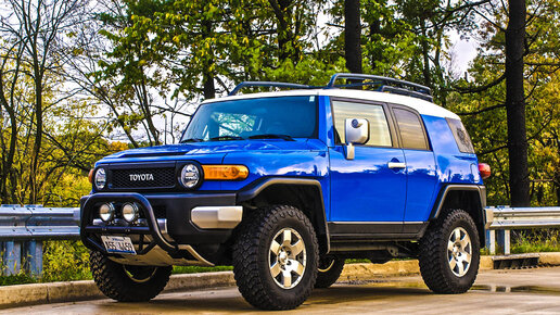 УАЗ отдыхает: японский внедорожник Toyota FJ Cruiser