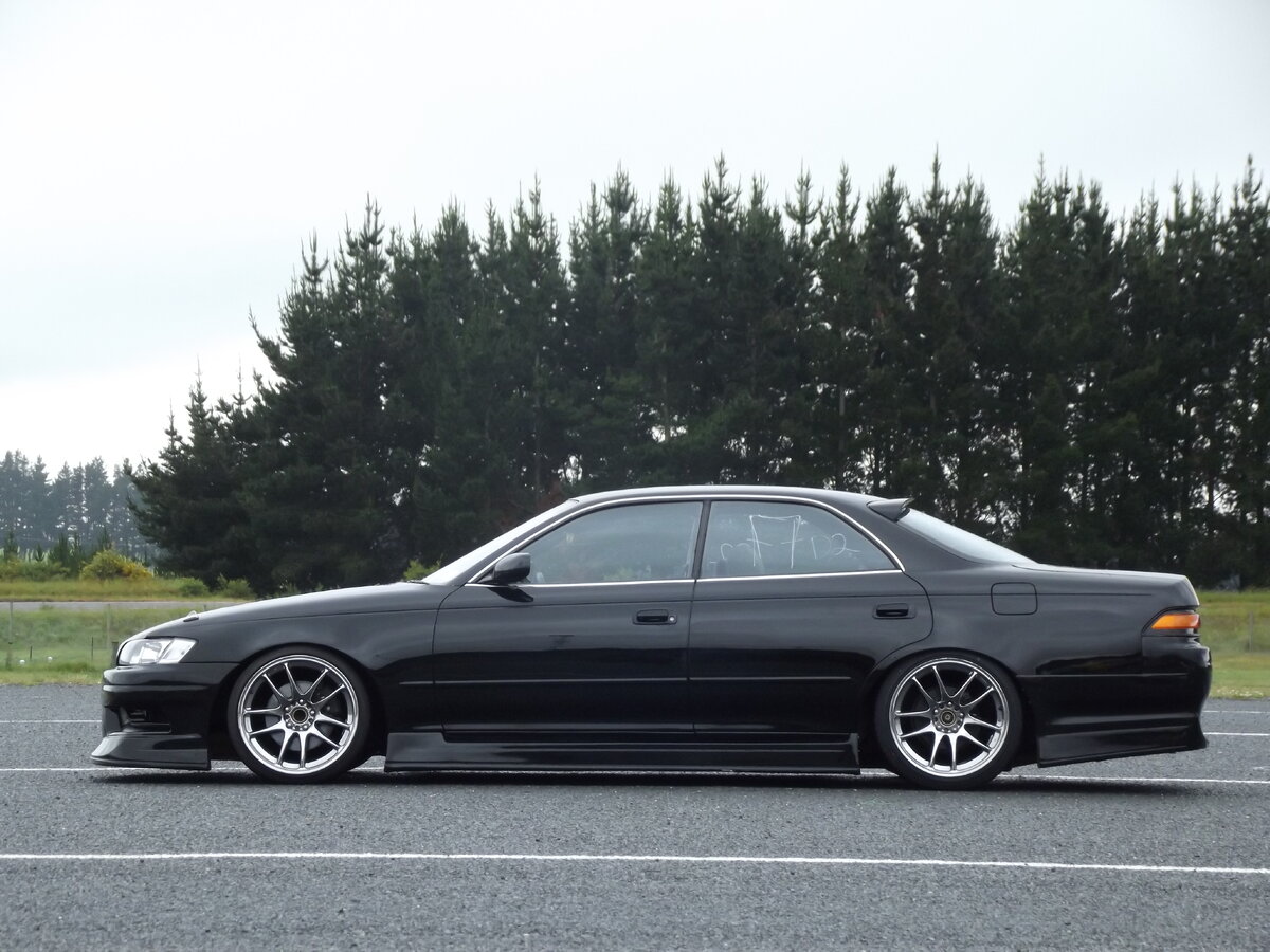 Седан (MARK II)