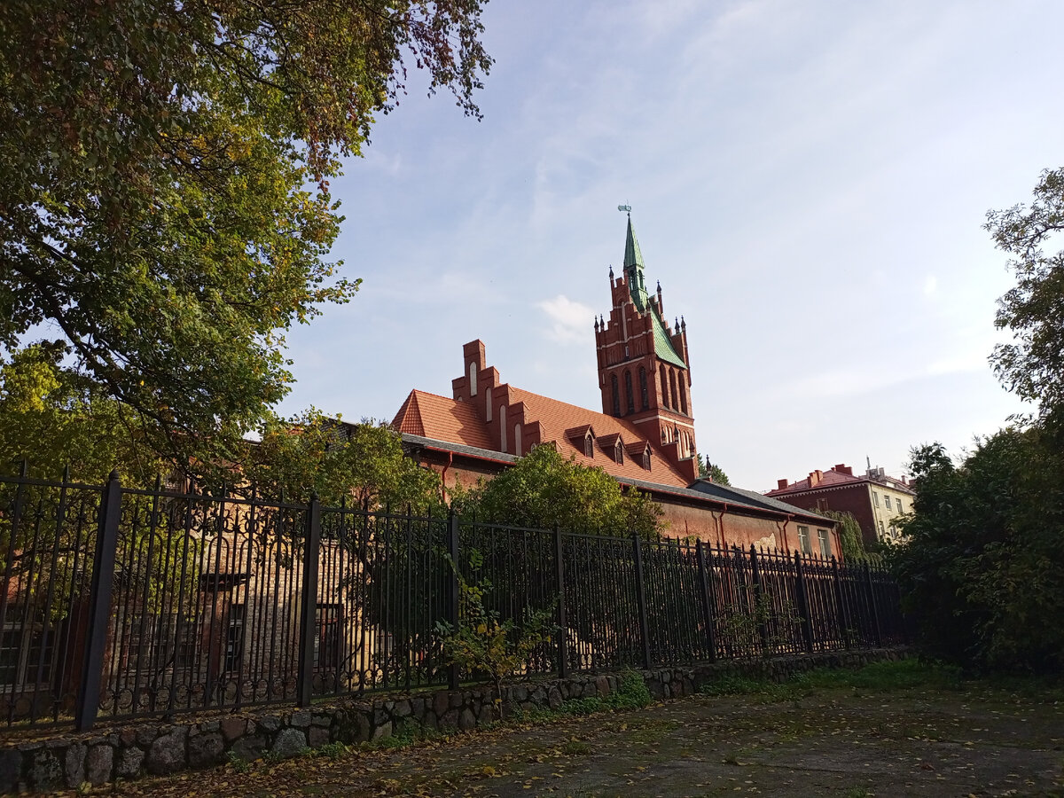 Кирха Святого семейства в Калининграде. Фото собственное