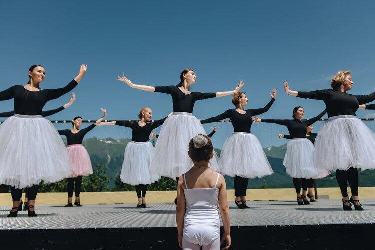 Сегодня боди-балет в Москве и не только, стремительно набирает популярность среди сторонниц здорового образа жизни.-1-2