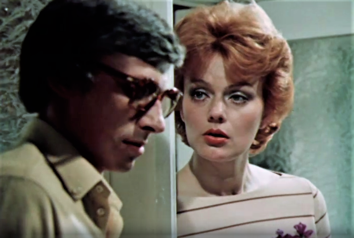 Кадр из фильма "Погода на август" (1983)