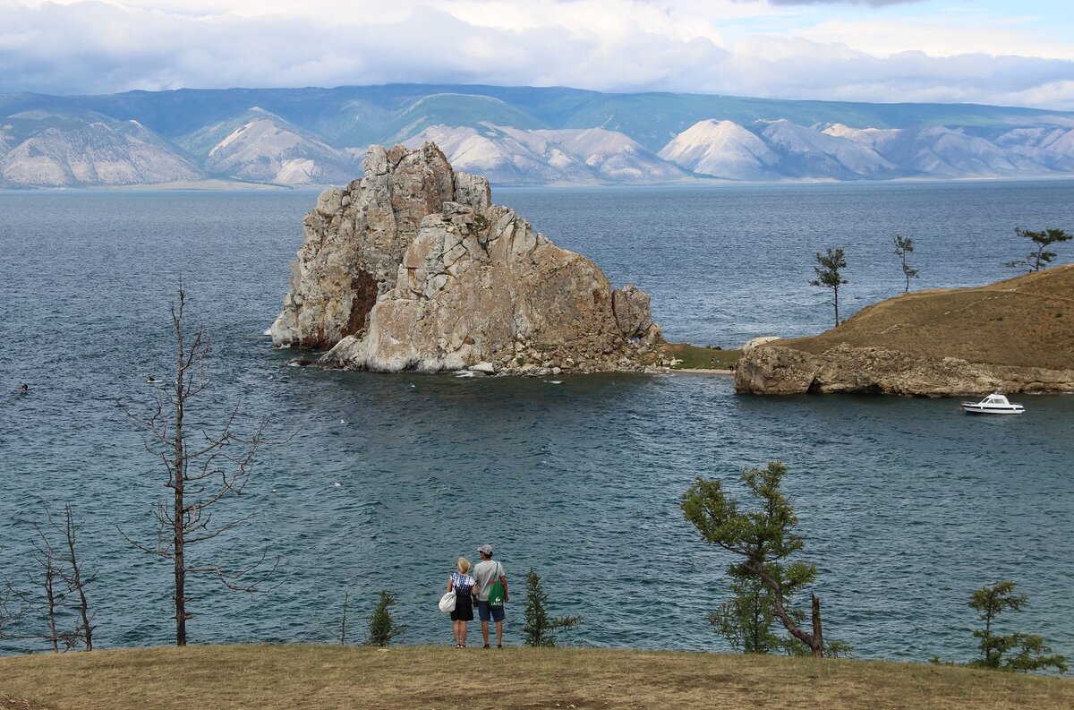 Падь Ташкиней остров Ольхон