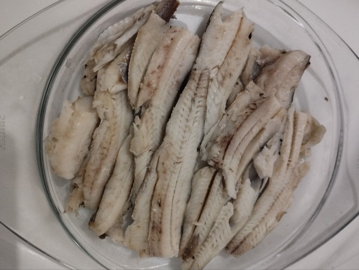 Разделила на 2 порции, заправив маслом