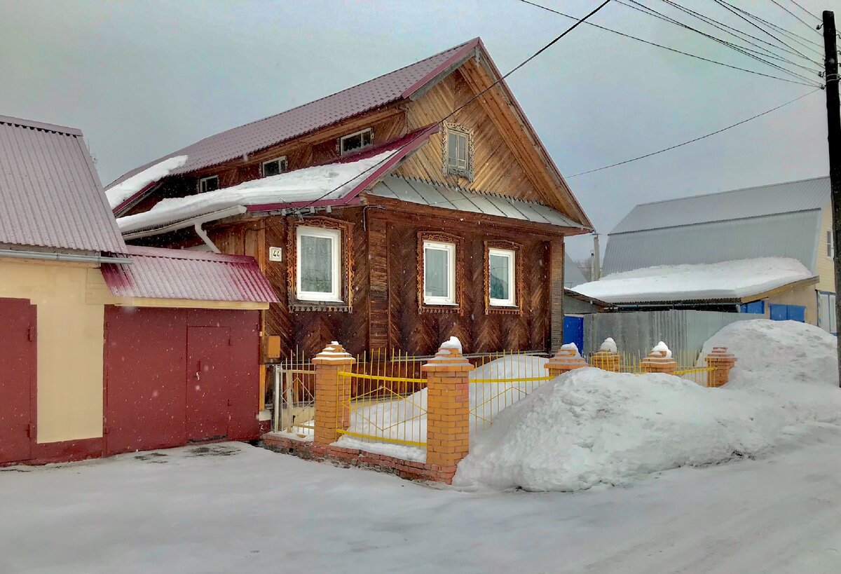 Кварталы русских советских домиков🏠 в городах. Необычайный уют и красота! Что я заметил