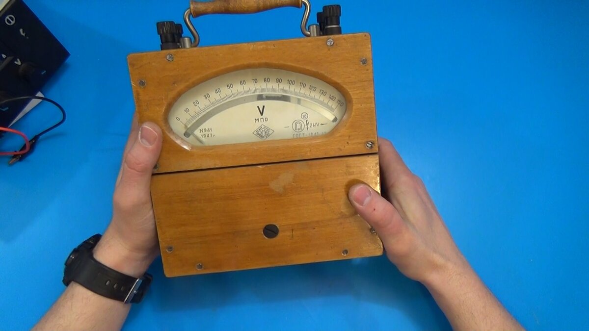 Купил ДЕРЕВЯННЫЙ вольтметр 1947 года за 200₽. Показываю что внутри. | 🛠 ...