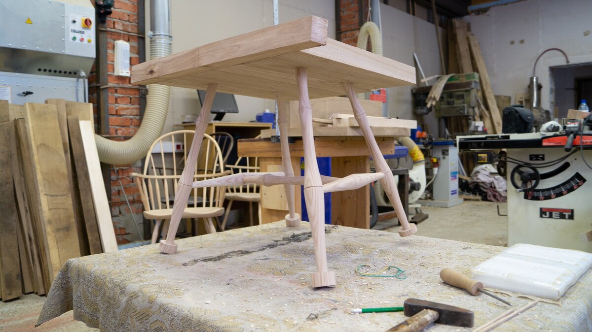 Основание стула, сделанное до этого