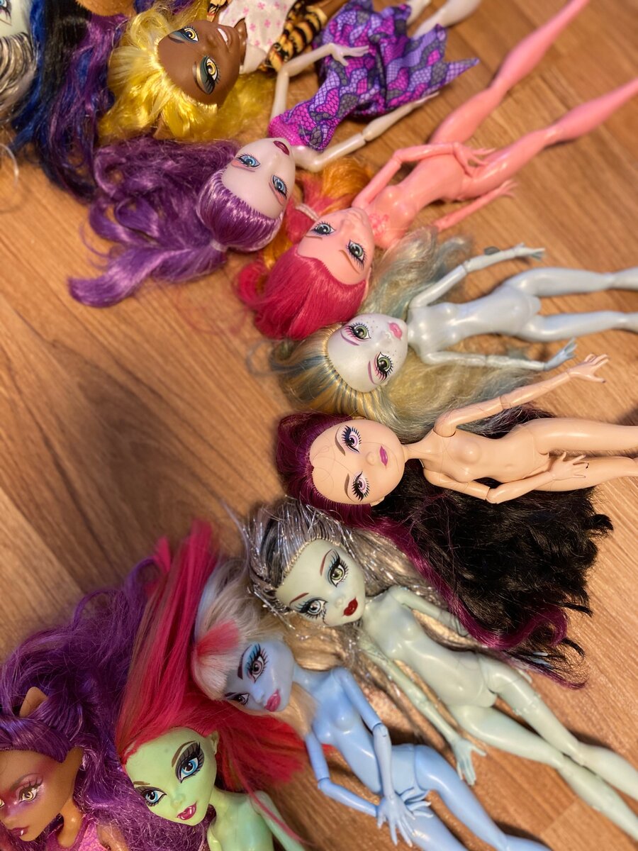Куклы, купленные с рук