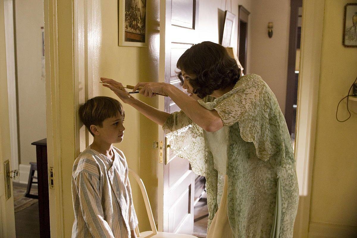Woman boy. Подмена фильм 2008. Анджелина Джоли подмена. Гэттлин Гриффит 2008. Гэттлин Гриффит подмена
