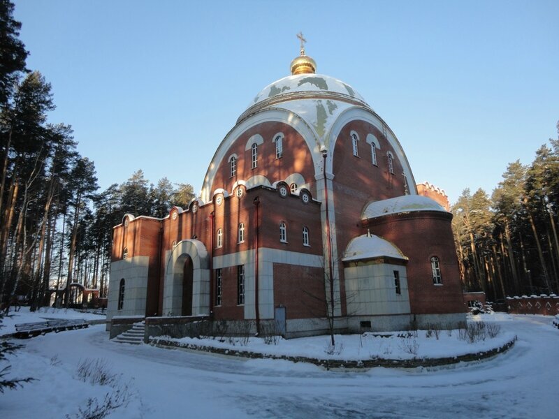 Так выглядит храм, о котором написаны на упаковке пельменей с мясом "архимандрита". Изображение: sazhin64.livejournal.com