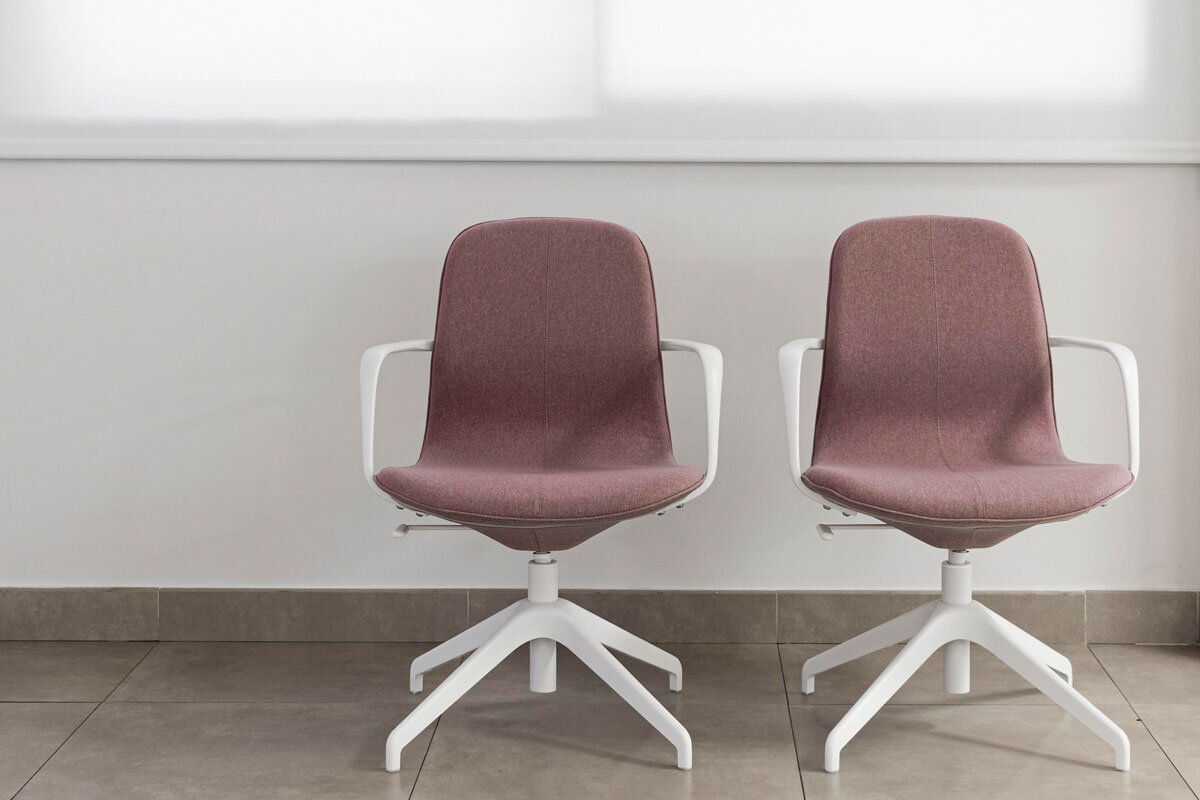 Как выбрать идеальное офисное кресло для работы?