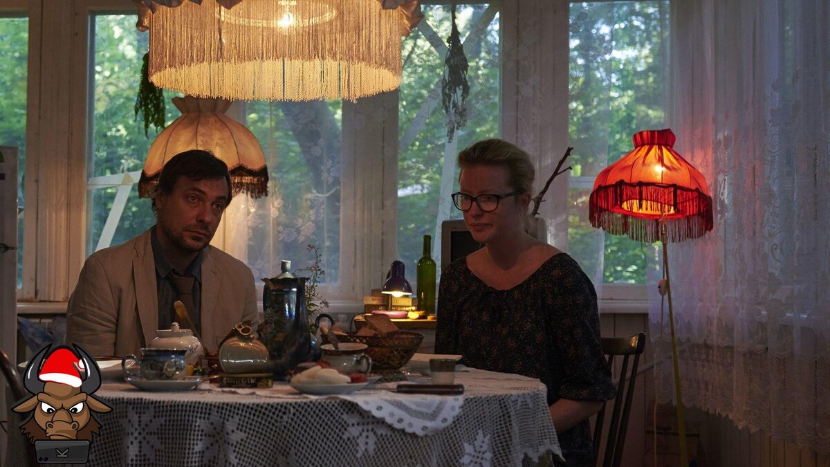 Евгений Цыганов и Евгения Соляных. Кадр из фильма «Как Надя пошла за водкой»