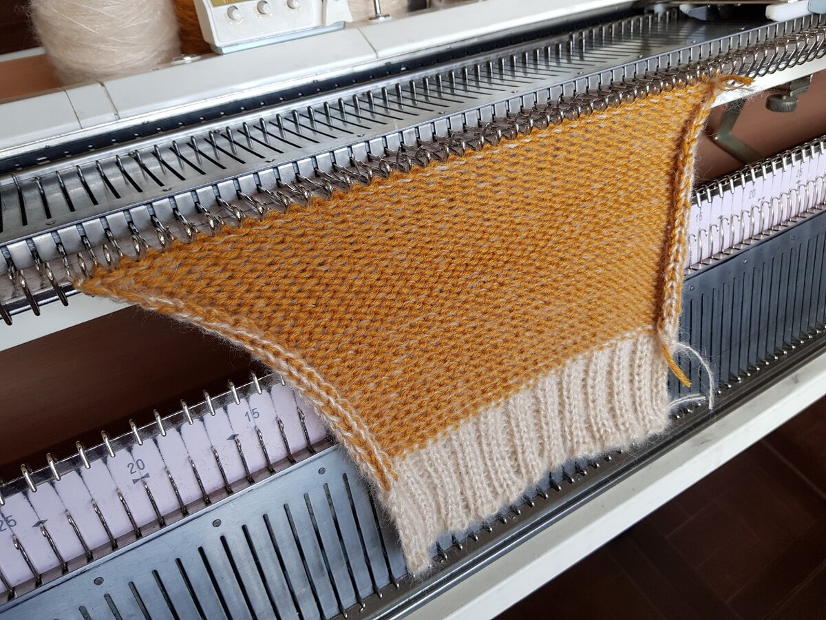 Платинг (платированное переплетение), связанный на базе глади.