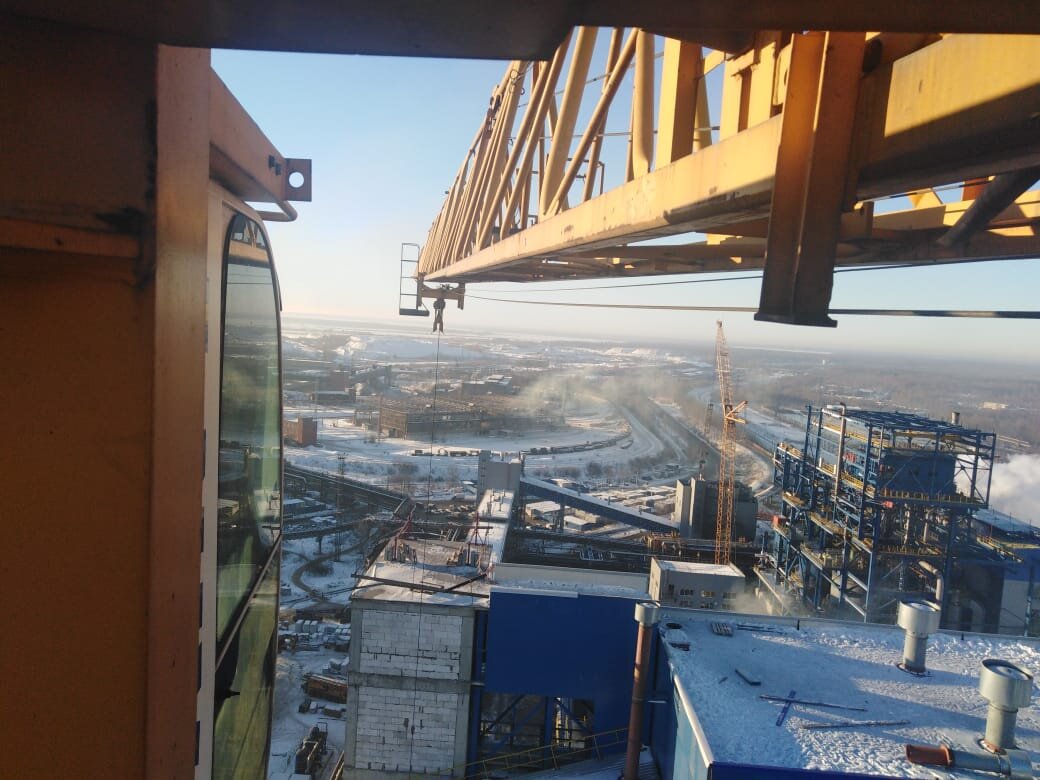 Высоко сижу - далеко гляжу