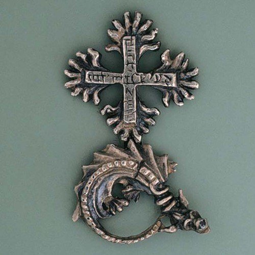 Орден Дракона – это рыцарский орден, который основал император Священной Римской империи Сигизмунд I Люксембург в 1408 году.