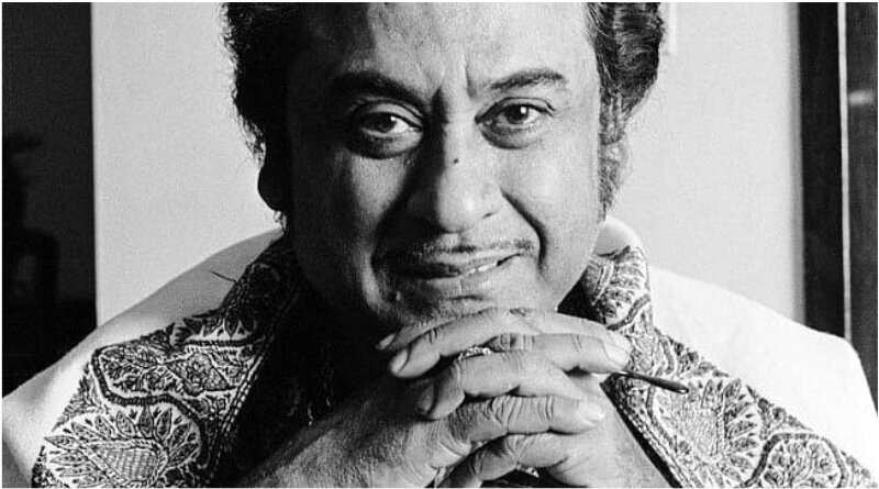 1. В детстве у него был очень резкий голос. Фото -  https://clck.ru/Th3yY