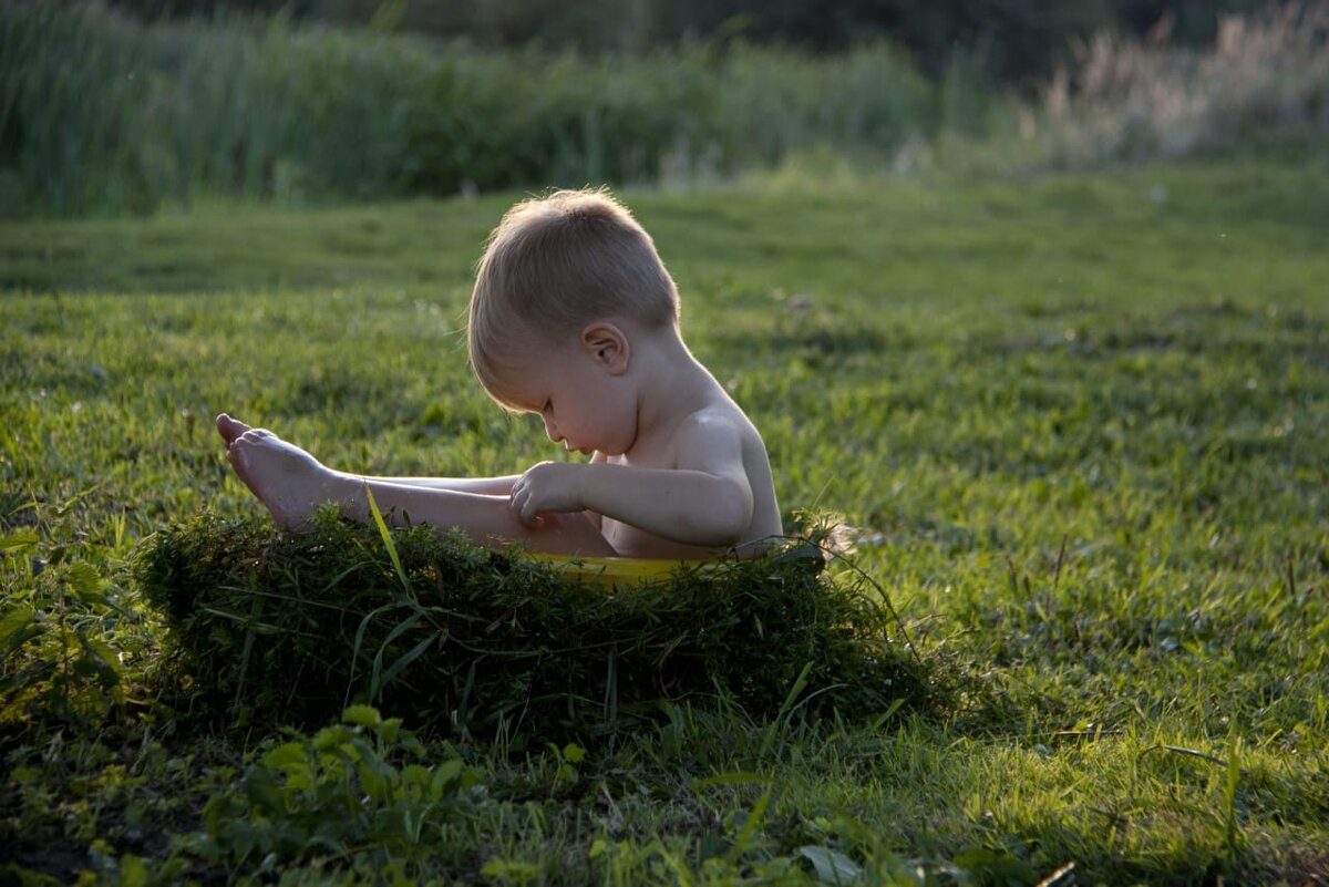 Писать можно только когда этот товарищ спит))
