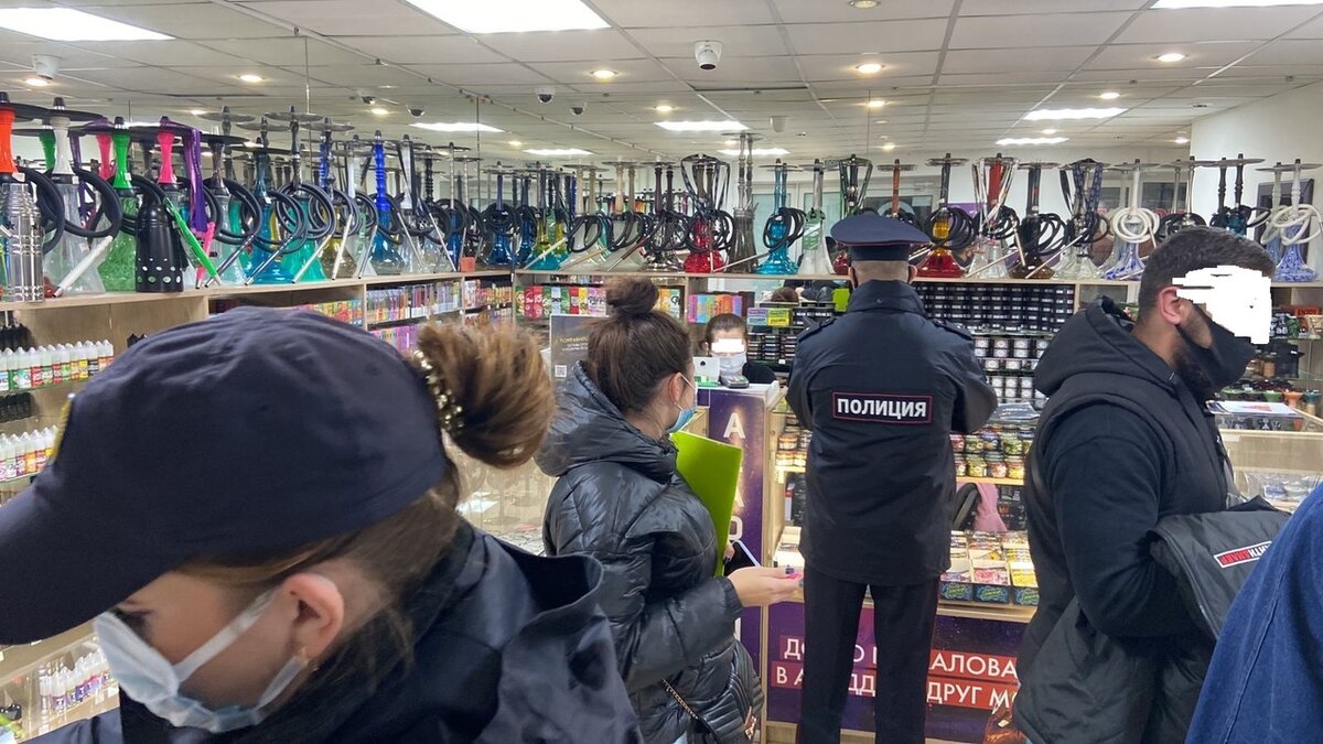 Тула ул свободы 37к2. Тула ул свободы 37к2. Магазины на одоевском. Тульский кремль сувенирные лавки. Продается в туле.