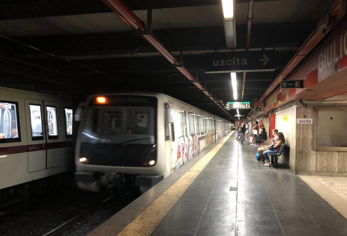 Римское метро, фото автора