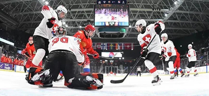 Матч между командами России и Швейцарии, © Matt Zambonin / iihf.com