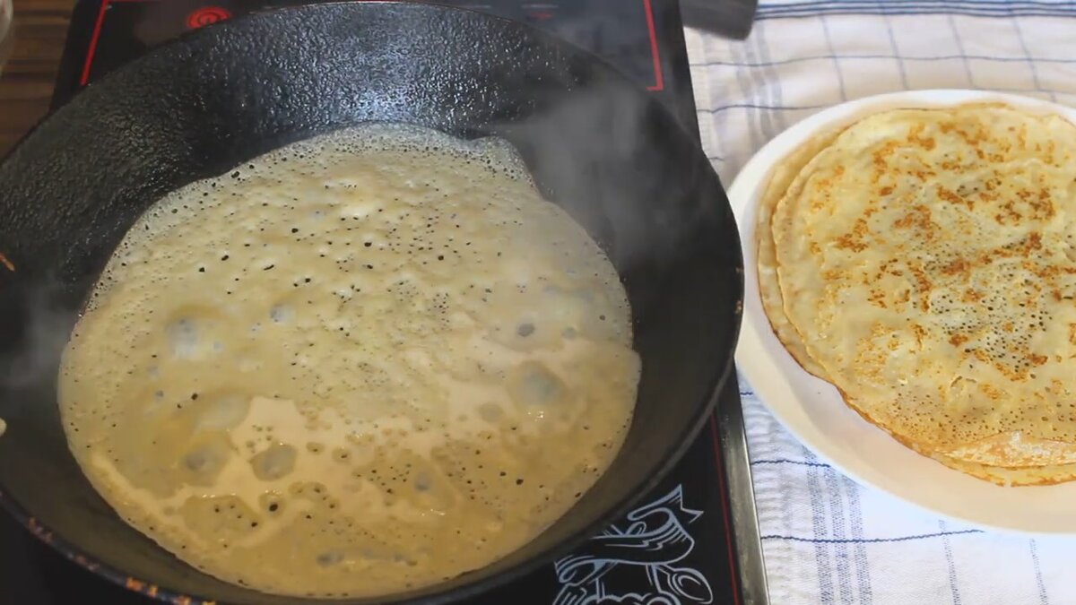 Блины тонкие на кипятке и молоке рецепт – Русская кухня: Выпечка и десерты. «Еда»