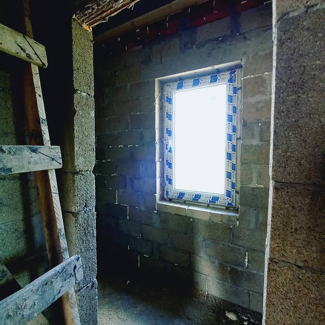 Так выглядел вход в сан.узел на 2-м этаже нашего дома во время стройки. Лето 2021 г