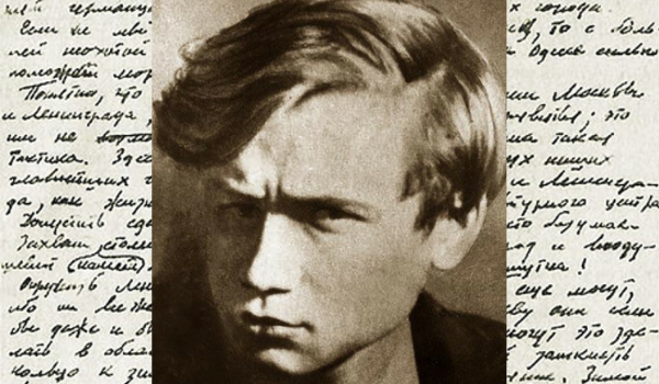 Источники фото: Русская Семёрка (https://clck.ru/h7jim) и 7 Фактов (https://clck.ru/h7jig).