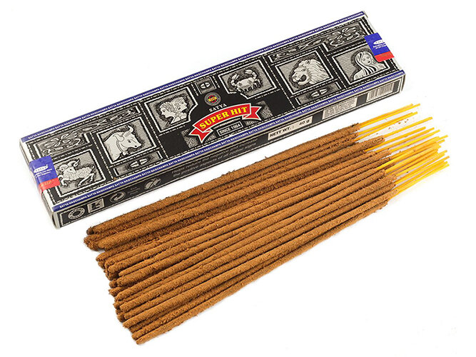 Благовония Super Hit упаковка 40 грамм. Фото с сайта gangotri.ru