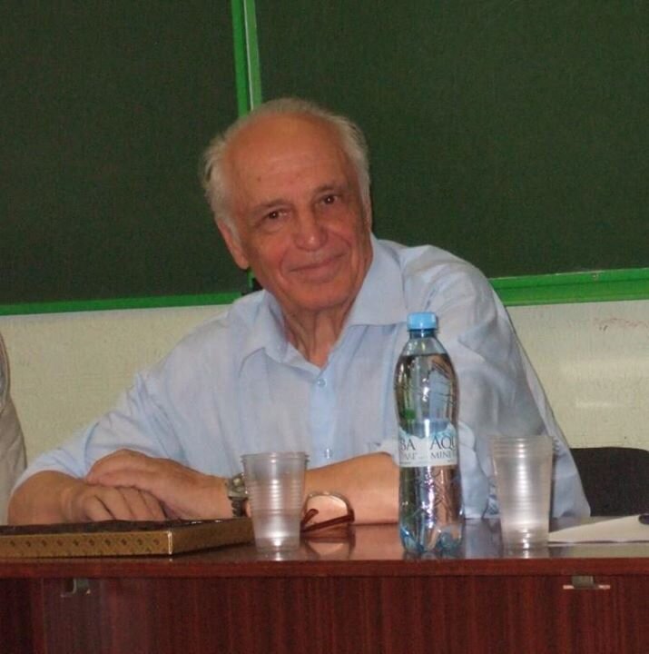 Валентин Васильевич СОРОКИН на семинаре поэзии на Высших литературных курсах. 2013 год