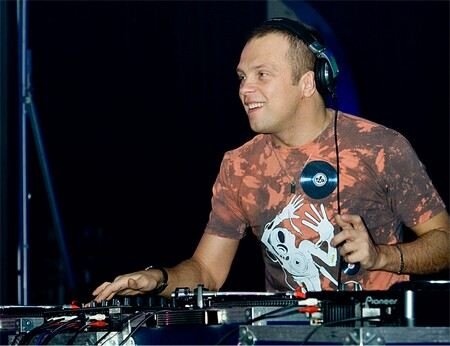 DJ Грув записал с Горбачёвым совместный трек