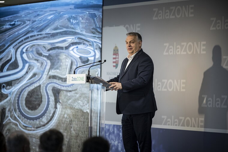    По словам Орбана, попытки ослабить русских не увенчались успехом