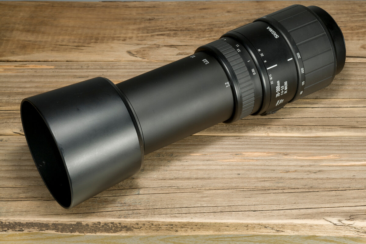 Sigma 70-300 DL F4-5,6 Macro