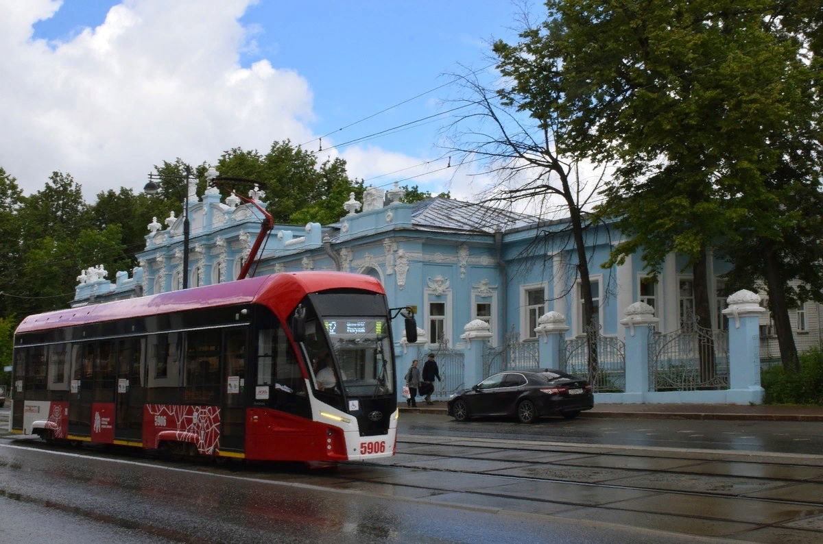 Romantic tram пермь улица ленина фото Автобусы Перми как пример для Севастополя Удивительный окружающий мир Дзен