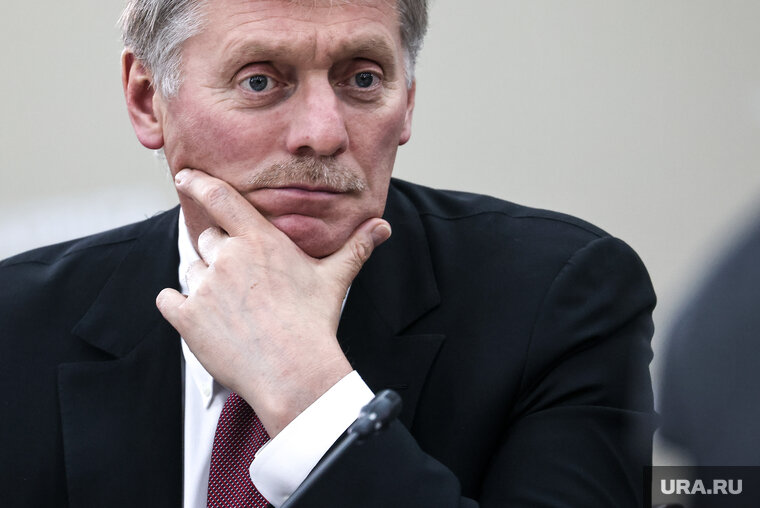 Питер песков. Пресс секретарь всу фото. Костомаров на протезах фото. Питер песков. Район петербурга пески.