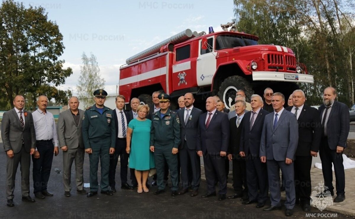 В Узловой открыли памятник пожарным и спасателям | Myslo.ru | Дзен