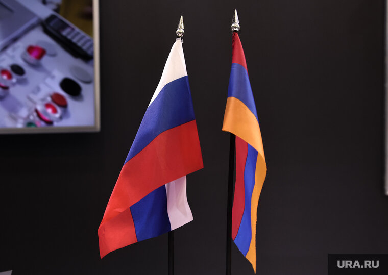   Армения обсуждает с РФ ратификацию статуса МУС, сказал Эдмон Марукян