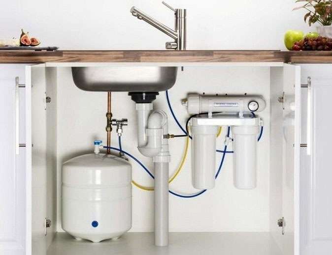 Жесткая вода - причина поломки стиралки, посудомойки, водонагревателя. Как защитить бытовую технику: 4 способа