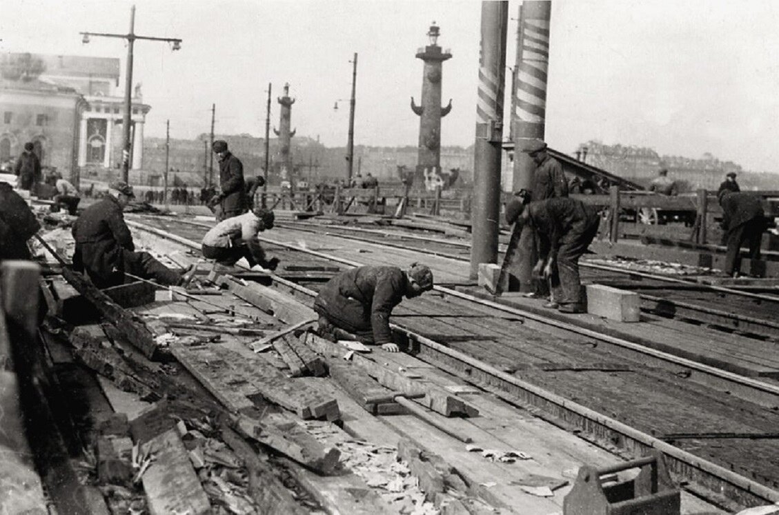 Фото санкт петербурга 1945 года