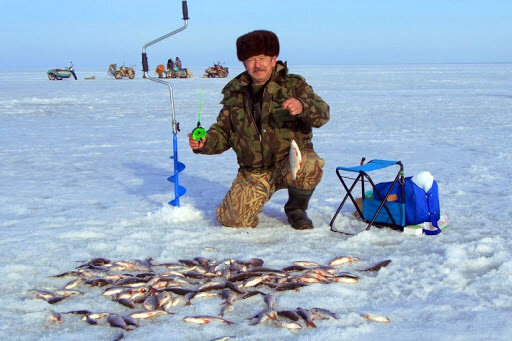 Зимняя рыбалка на Байкале - и хобби, и промысел