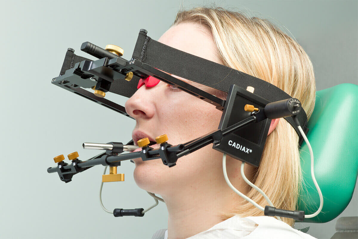 Гнатология изучает, какое действие оказывает правильный и неправильный прикус на весь организм и как сделать смыкание верным.