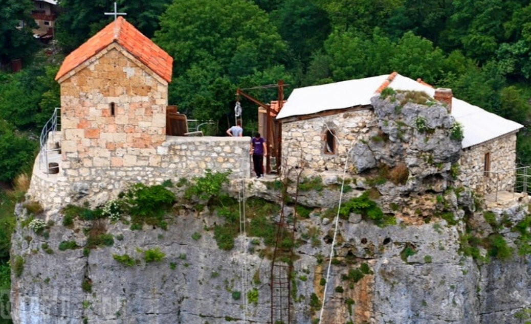 Столп кацхи грузия фото