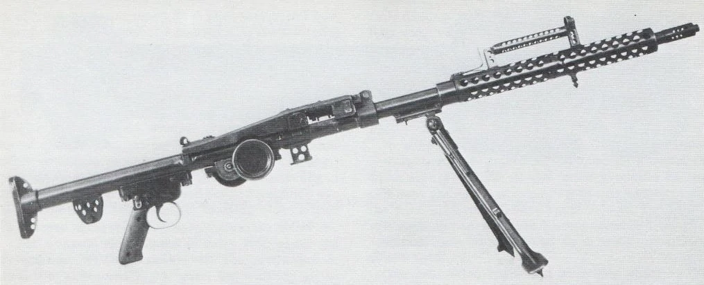 Стрелково-нестандартное: пистолет-пулемет MGD PM9