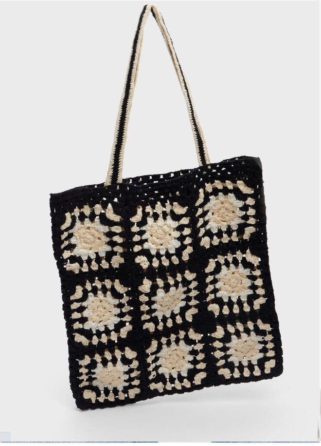 Сумка-тоут из кружева кроше. Stradivarius