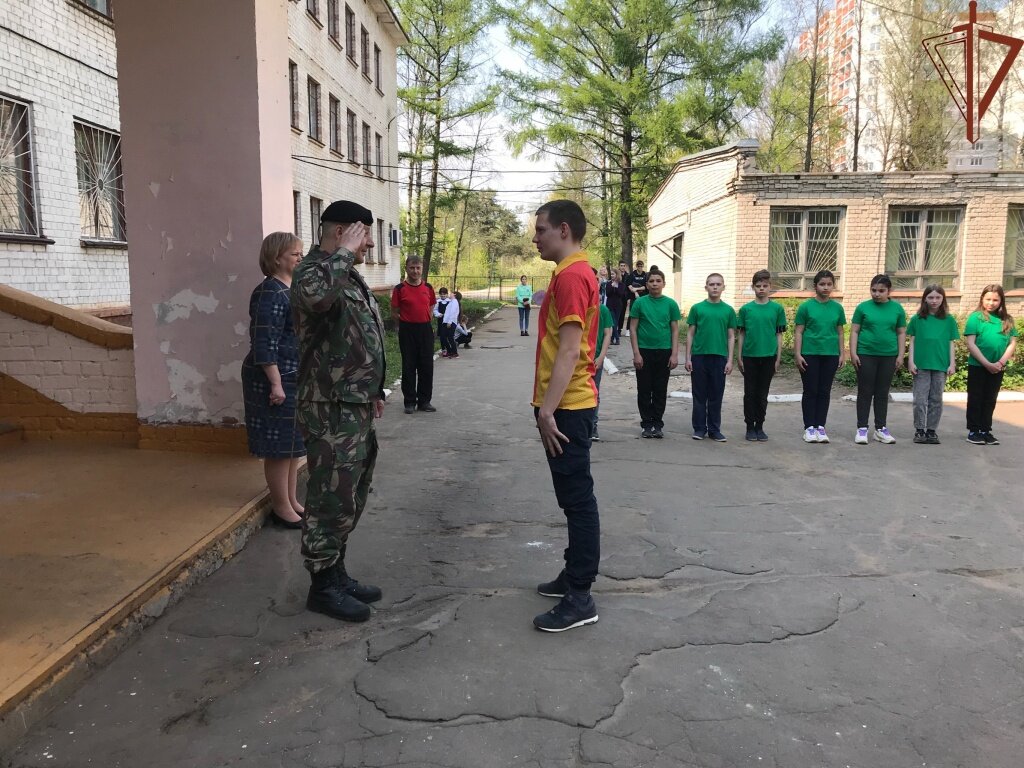 Тверские росгвардейцы провели военно-спортивную игру для детей