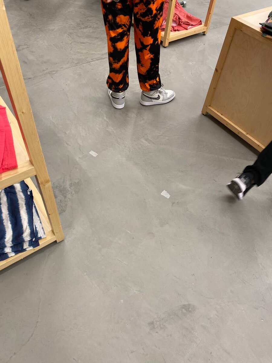 Сфоткал его кроссы)