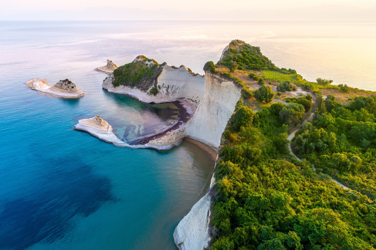 Корфу водопад